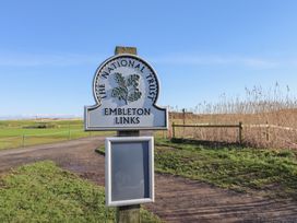 A sign marking Embleton Links at Harry's Cottage Embleton