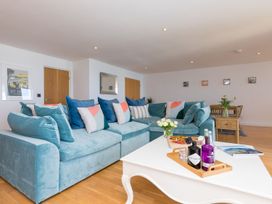 Mid Air - Cornwall - 1191238 - thumbnail photo 3