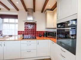 Chestnut Barn - North Yorkshire (incl. Whitby) - 1191385 - thumbnail photo 14