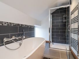 Chestnut Barn - North Yorkshire (incl. Whitby) - 1191385 - thumbnail photo 26