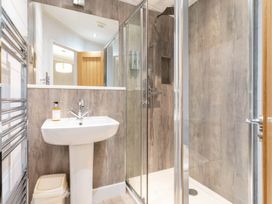 A bathroom with a shower and sink at Bainbridge Leyburn