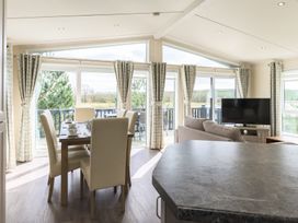 Helvellyn (Pet) - Lake District - 1192753 - thumbnail photo 10