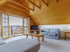 Scandinavian Lodge Pet - Cornwall - 1192777 - thumbnail photo 3