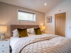 The Luxury Escape - Lincolnshire - 1192924 - thumbnail photo 10