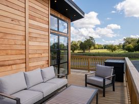 Exclusive Aura Spa - Lincolnshire - 1192935 - thumbnail photo 2