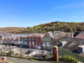 A view of houses beside a river at 43 Sandquay Road Dartmouth