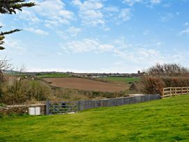 A view of fields and fence at Jack's House in Marhamchurch