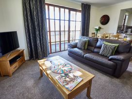 Brunston (Pet) - Scottish Lowlands - 1193436 - thumbnail photo 2