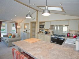 Orchid 9 - Dorset - 1193946 - thumbnail photo 17