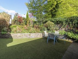 A garden with seating and plants at Wansfell View in Ambleside