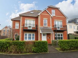 Flat 7 Harbour Reach - Dorset - 1194446 - thumbnail photo 1