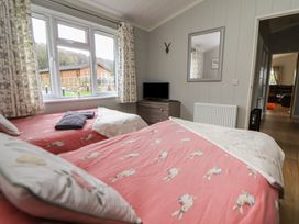Pine Lodge - North Wales - 1194521 - thumbnail photo 16