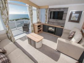 Devon Cliffs Holiday Park - Holiday Accommodation 14142 - Devon - 1196853 - thumbnail photo 5