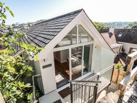 An exterior view of a modern house with a staircase at Galvayne in Dartmouth