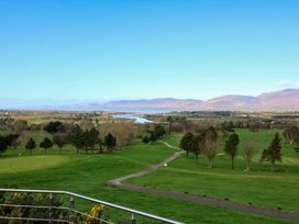 A scenic view of a river and mountains at Thadg and Hannah’s in Miltown