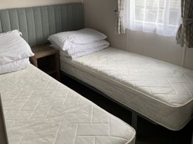 WW15 Plot - Cornwall - 1198176 - thumbnail photo 12