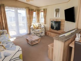 CaravanSleeps6-FreeParking-QuietRetreat-Nature - Devon - 1199071 - thumbnail photo 2