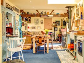 Family Country Cottage with a private Valley View - North Yorkshire (incl. Whitby) - 1199092 - thumbnail photo 11