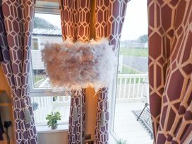 108 Fox Burrow Hang - Suffolk & Essex - 1199759 - thumbnail photo 6