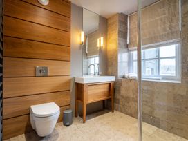 A bathroom with a sink and toilet at Prospect House Windermere