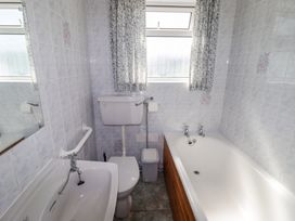 Cottage 1 - South Wales - 1204927 - thumbnail photo 17