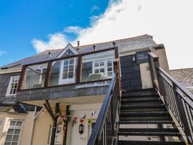 Exterior of a building with stairs and balcony at 15D Foss Street Dartmoor