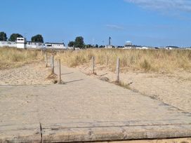 A sandy path leading to caravans at Haven Seashore, Ellerton Willerby Xtra, Great Yarmouth