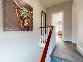 A hallway with a painting on the wall at 44 Norwood Street, Scarborough