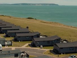 A view of holiday homes near the sea at Hoburne Naish - HE16 Seaclusion in New Milton