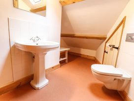 A bathroom with a sink and toilet at Llys Gwaun in Fishguard