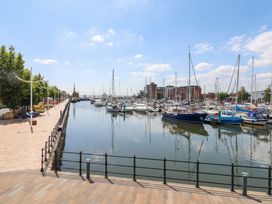 A marina with boats and a pathway at Blanket Row in Hull