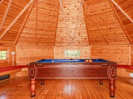 A game room with a pool table at The Hyde, Tazamble cottage in Launceston