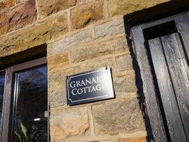 Granary Cottage - North Yorkshire (incl. Whitby) - 1211 - thumbnail photo 2
