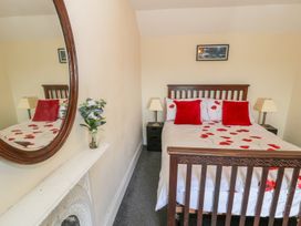 Bryn Tirion - North Wales - 21833 - thumbnail photo 23