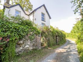Bryn Tirion - North Wales - 21833 - thumbnail photo 1