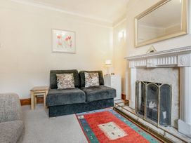 Rosskeen - Peak District - 22019 - thumbnail photo 3