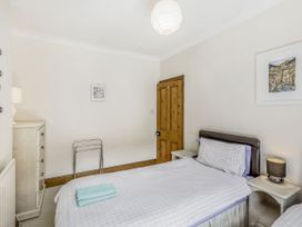 Rosskeen - Peak District - 22019 - thumbnail photo 14