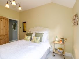 Lucky Cottage - Peak District - 22317 - thumbnail photo 13