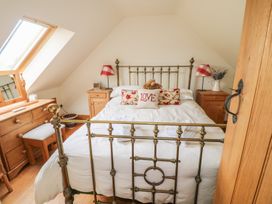 The Cow Barn - Peak District - 24191 - thumbnail photo 9
