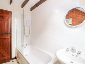 Sweet Briar Barn - Norfolk - 24423 - thumbnail photo 22
