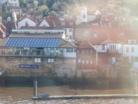 Sea Shanty - North Yorkshire (incl. Whitby) - 25583 - thumbnail photo 26