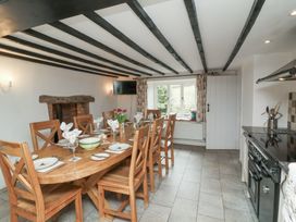 Greenslades - Somerset & Wiltshire - 27158 - thumbnail photo 10