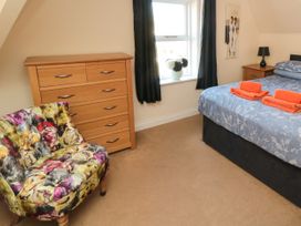 Carisbrooke House, Apartment 6 - North Yorkshire (incl. Whitby) - 27709 - thumbnail photo 11