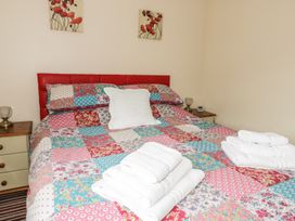 Prince Cottage - North Yorkshire (incl. Whitby) - 2835 - thumbnail photo 9
