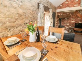 Fletchers Barn - Peak District - 29638 - thumbnail photo 9