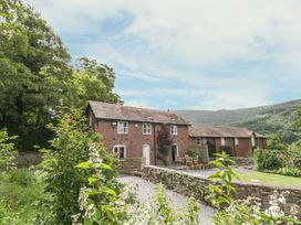 Bryn Howell Stables - North Wales - 3781 - thumbnail photo 1