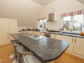 Pulrose - Anglesey - 3967 - thumbnail photo 14