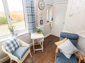 Clover Cottage - South Wales - 4202 - thumbnail photo 6