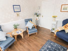 Clover Cottage - South Wales - 4202 - thumbnail photo 7