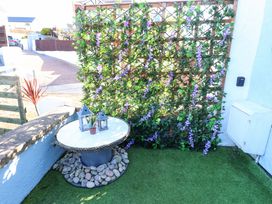 Corvette - Anglesey - 4504 - thumbnail photo 21